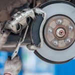 Как правильно подбирать тормозные колодки для автомобилей с ABS?